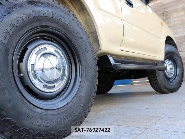Toyota LAND CRUISER PRADO 2001-01 8208209-8