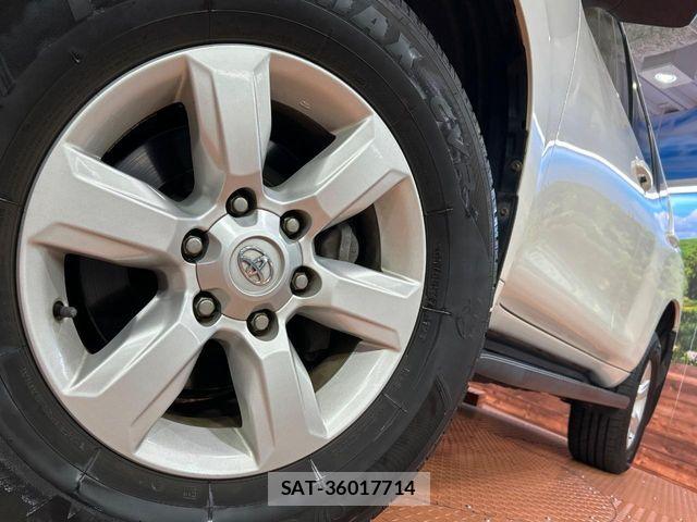 Toyota LAND CRUISER PRADO 2016-01 8208190-13