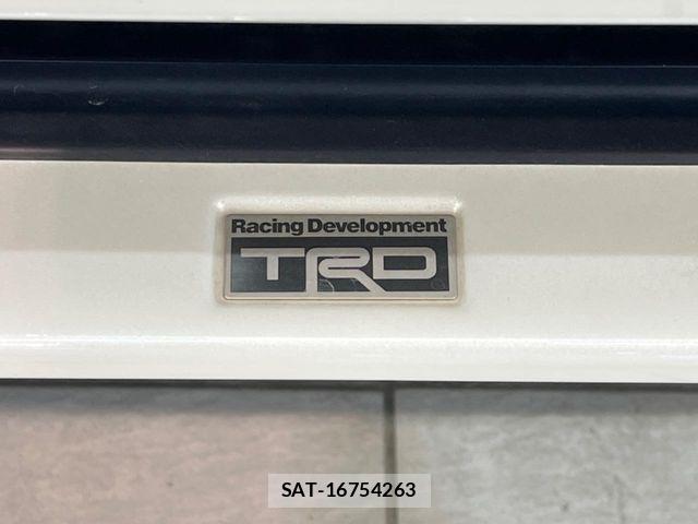 Toyota LAND CRUISER PRADO 2023-07 8208176-3