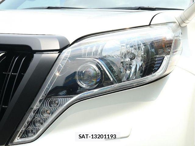 Toyota LAND CRUISER PRADO 2016-01 8208198-18