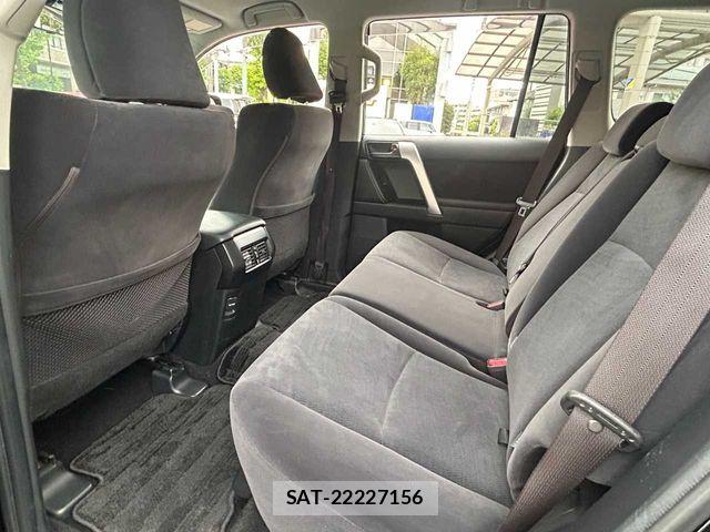 Toyota LAND CRUISER PRADO 2023-07 8208196-19