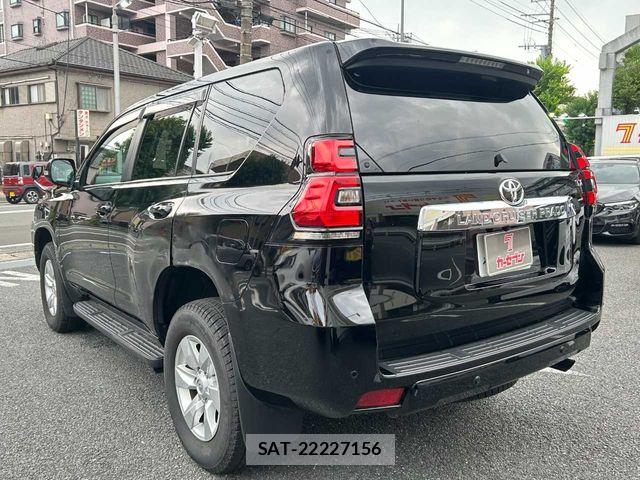 Toyota LAND CRUISER PRADO 2023-07 8208196-26