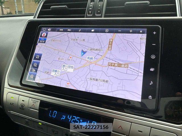 Toyota LAND CRUISER PRADO 2023-07 8208196-3