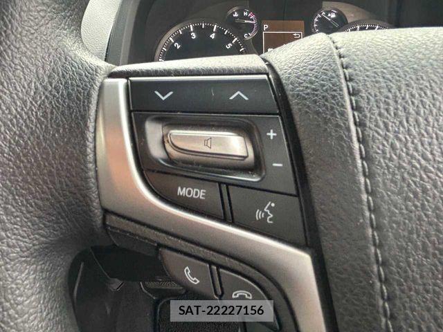 Toyota LAND CRUISER PRADO 2023-07 8208196-6