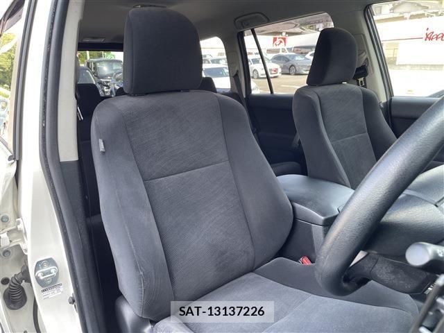 Toyota LAND CRUISER PRADO 2017-09 8208205-12