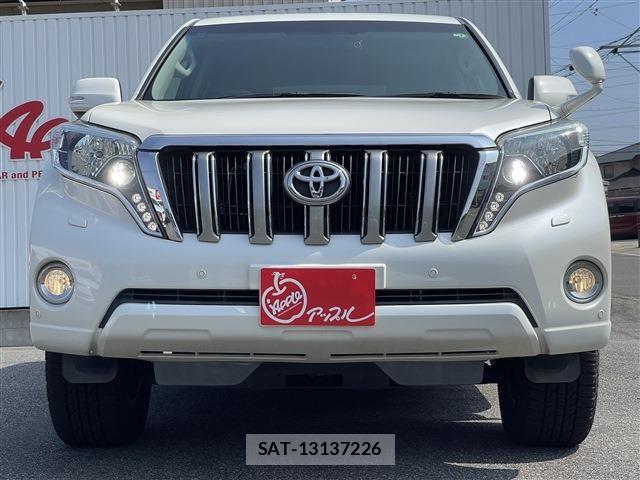 Toyota LAND CRUISER PRADO 2017-09 8208205-16