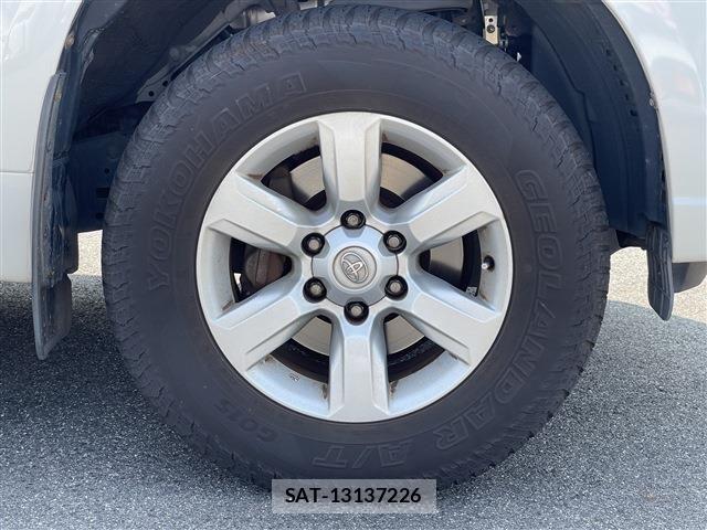 Toyota LAND CRUISER PRADO 2017-09 8208205-17
