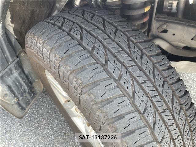 Toyota LAND CRUISER PRADO 2017-09 8208205-18