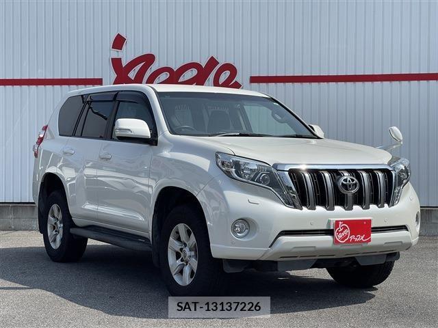 Toyota LAND CRUISER PRADO 2017-09 8208205-3