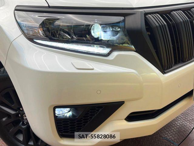 Toyota LAND CRUISER PRADO 2023-01 8208178-13