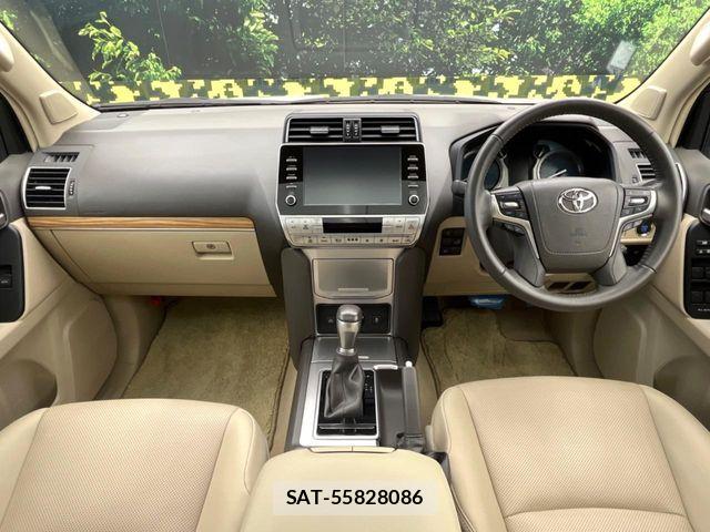 Toyota LAND CRUISER PRADO 2023-01 8208178-1