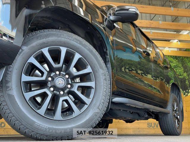 Toyota LAND CRUISER PRADO 2023-08 8230537-12