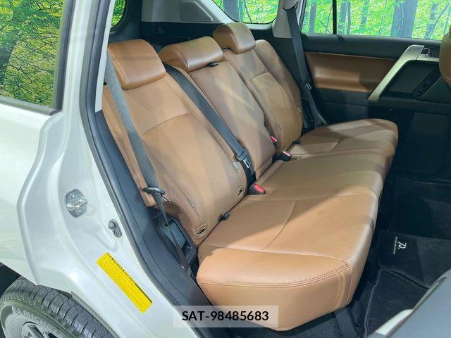 Toyota LAND CRUISER PRADO 2022-01 8230535-9