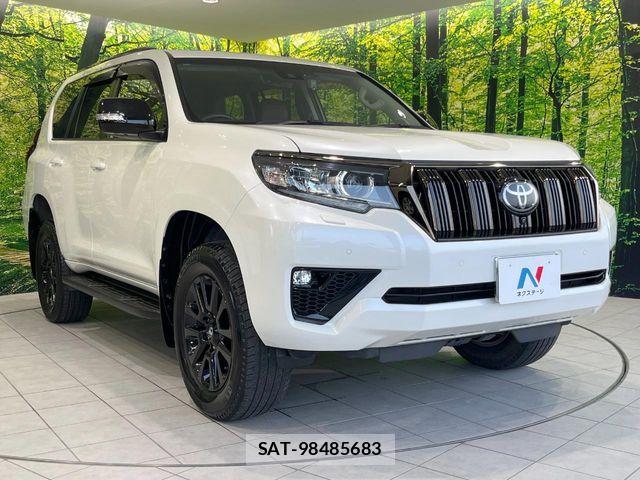 Toyota LAND CRUISER PRADO 2022-01 8230535-15