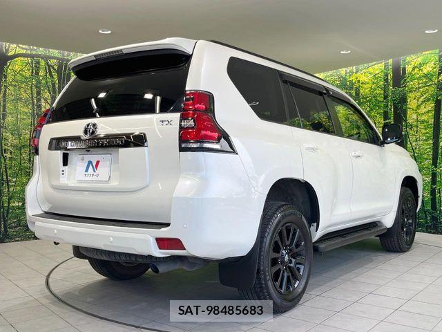 Toyota LAND CRUISER PRADO 2022-01 8230535-16