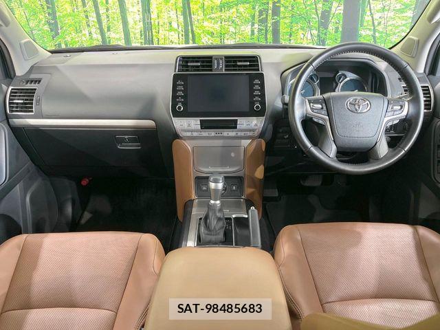 Toyota LAND CRUISER PRADO 2022-01 8230535-1