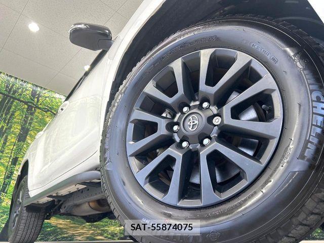 Toyota LAND CRUISER PRADO 2023-02 8230525-13