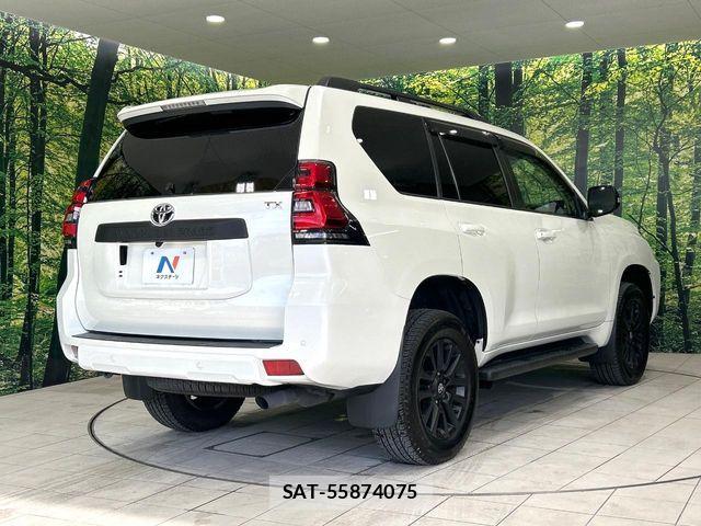Toyota LAND CRUISER PRADO 2023-02 8230525-17