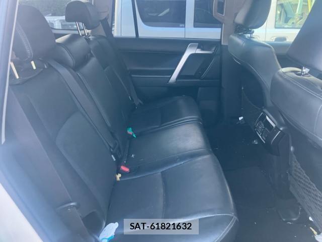 Toyota LAND CRUISER PRADO 2021-03 8230536-16