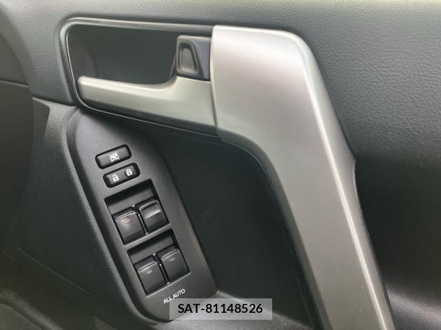 Toyota LAND CRUISER PRADO 2022-02 8230544-16