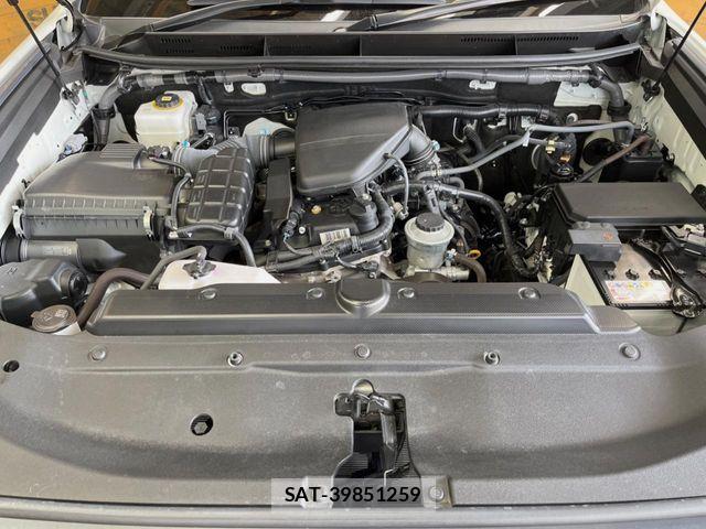 Toyota LAND CRUISER PRADO 2023-05 8230524-17