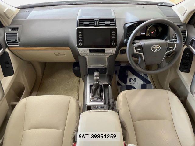 Toyota LAND CRUISER PRADO 2023-05 8230524-1