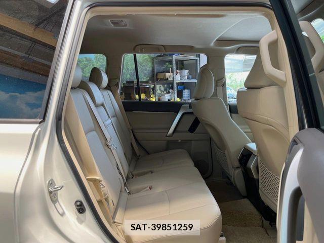 Toyota LAND CRUISER PRADO 2023-05 8230524-7