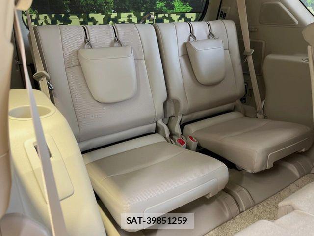 Toyota LAND CRUISER PRADO 2023-05 8230524-8