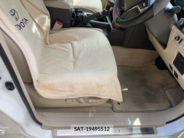 Toyota LAND CRUISER PRADO 2021-04 8245629-15