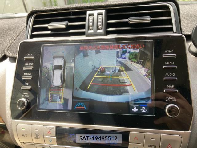 Toyota LAND CRUISER PRADO 2021-04 8245629-26