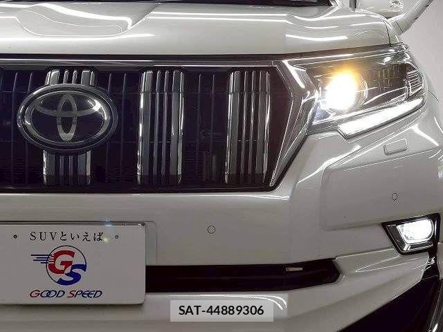 Toyota LAND CRUISER PRADO 2018-09 8245646-12