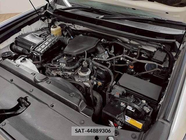 Toyota LAND CRUISER PRADO 2018-09 8245646-14