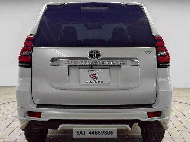 Toyota LAND CRUISER PRADO 2018-09 8245646-19