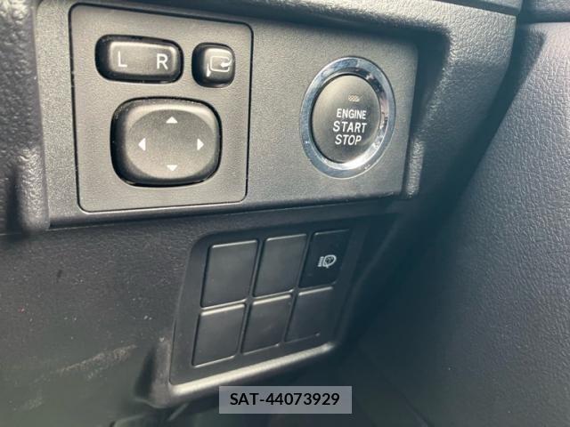 Toyota LAND CRUISER PRADO 2015-02 8245648-13
