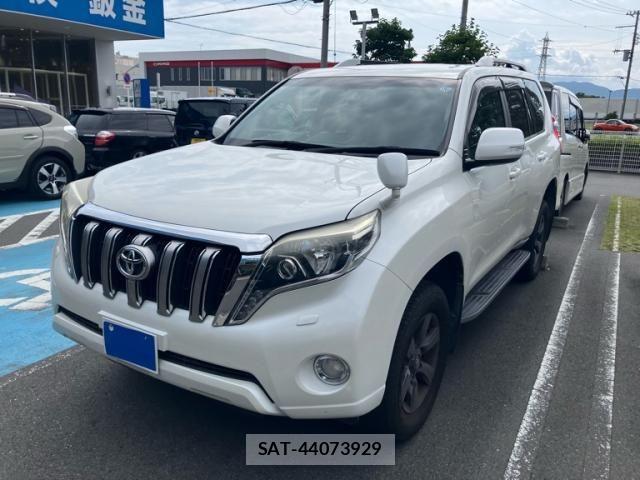 Toyota LAND CRUISER PRADO 2015-02 8245648-1