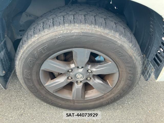 Toyota LAND CRUISER PRADO 2015-02 8245648-7
