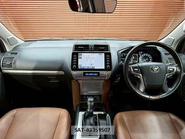 Toyota LAND CRUISER PRADO 2022-01 8245617-2