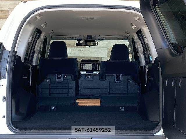 Toyota LAND CRUISER PRADO 2022-01 8245626-13