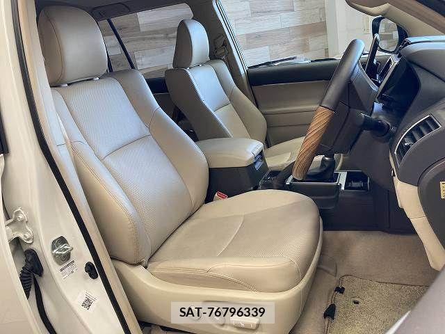 Toyota LAND CRUISER PRADO 2023-02 8245630-10