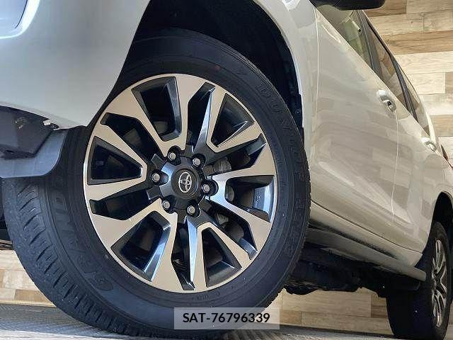 Toyota LAND CRUISER PRADO 2023-02 8245630-18