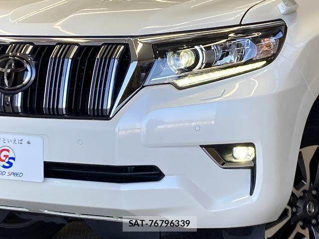 Toyota LAND CRUISER PRADO 2023-02 8245630-19