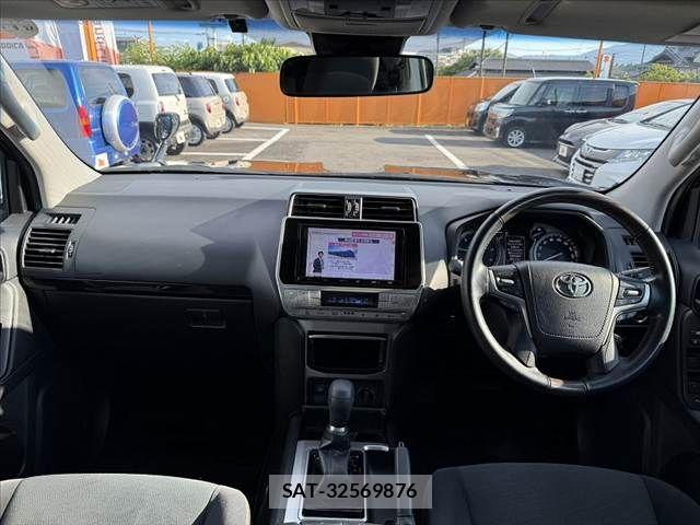 Toyota LAND CRUISER PRADO 2020-08 8245632-1
