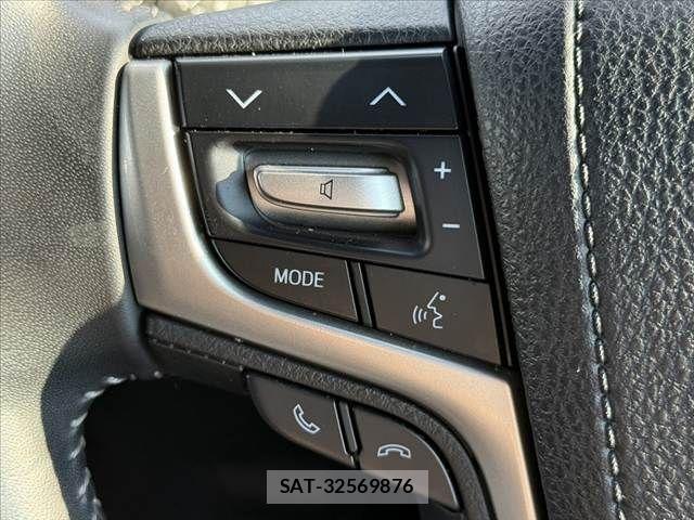 Toyota LAND CRUISER PRADO 2020-08 8245632-27