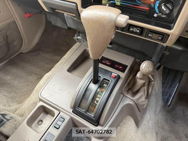 Toyota LAND CRUISER PRADO 1996-03 8245650-27