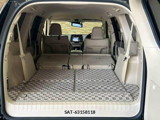 Toyota LAND CRUISER PRADO 2021-07 8245616-12