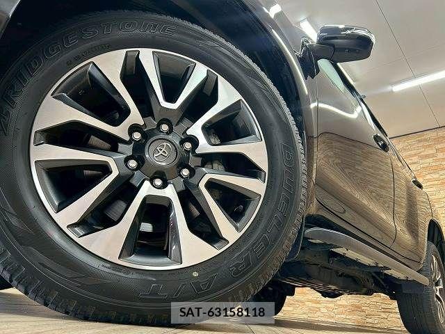 Toyota LAND CRUISER PRADO 2021-07 8245616-18