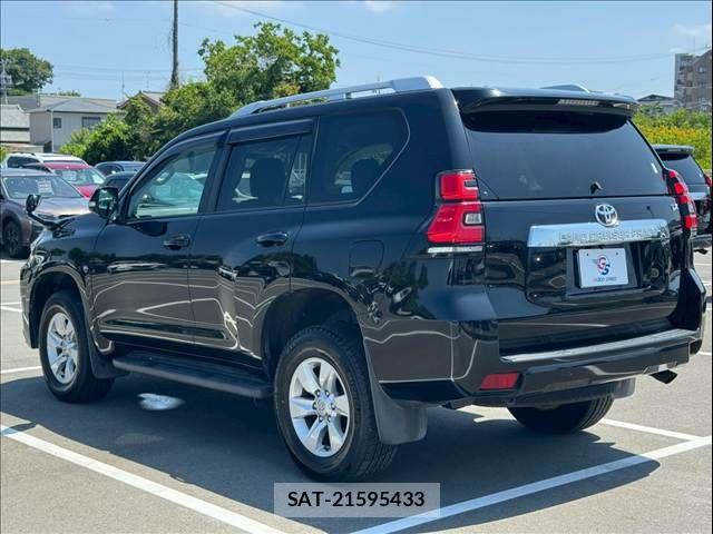 Toyota LAND CRUISER PRADO 2020-07 8245644-15