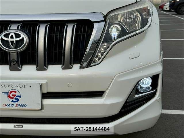 Toyota LAND CRUISER PRADO 2015-07 8245643-19