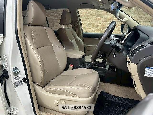Toyota LAND CRUISER PRADO 2018-11 8245627-4