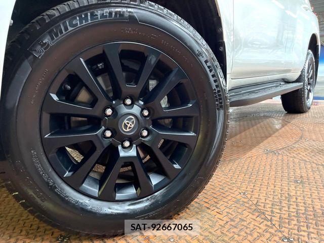 Toyota LAND CRUISER PRADO 2023-11 8245621-12